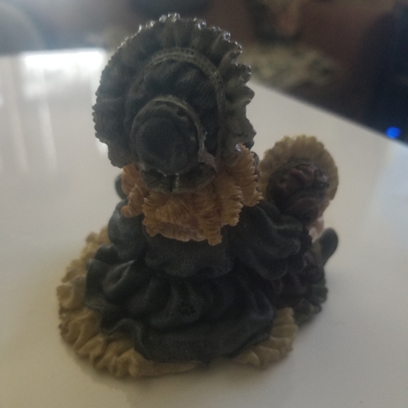 Yesterday's child - Picture 2 of 2